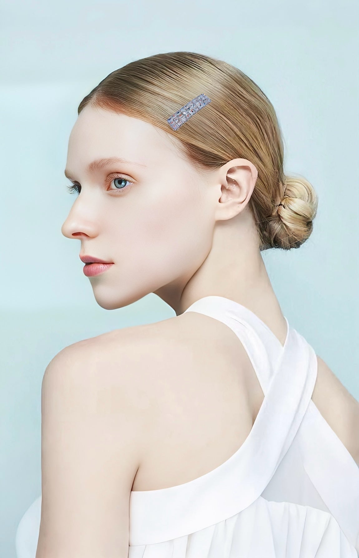 Éclat Linéaire – Slim Radiant Crystal Clip