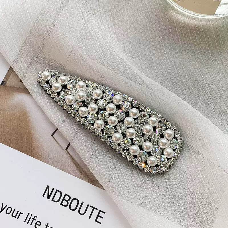 Pearl Dewdrop Click-Clack Clip