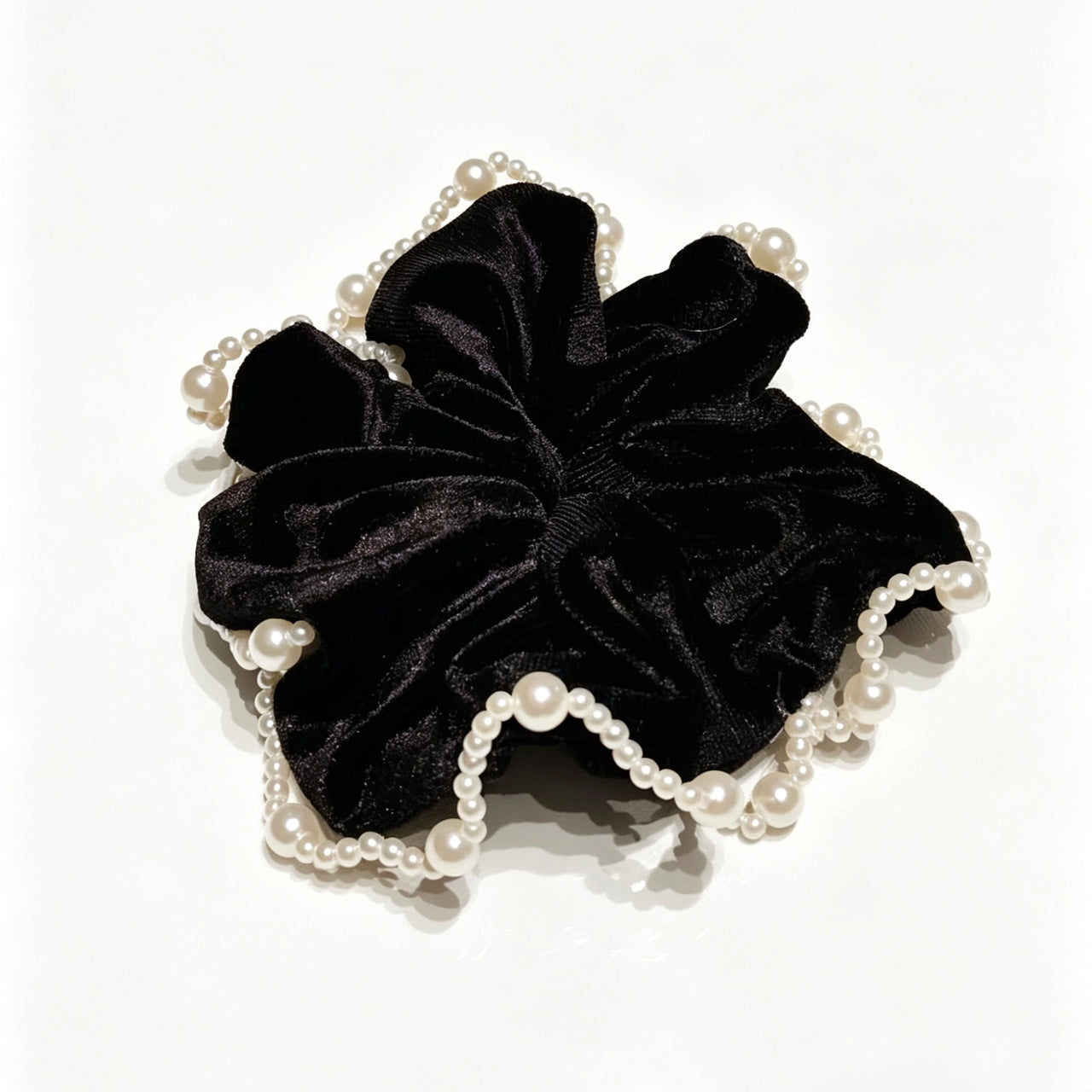 Pearl Trimmed Velvet Ponytail Holder Scrunchie - MOGHANT