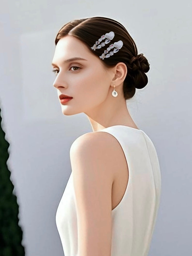 Pearl Whisper Heart· Alligator Clip