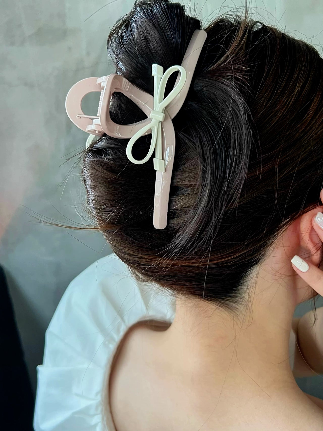 Miss Aurélie · Metal Bow Hair Claw