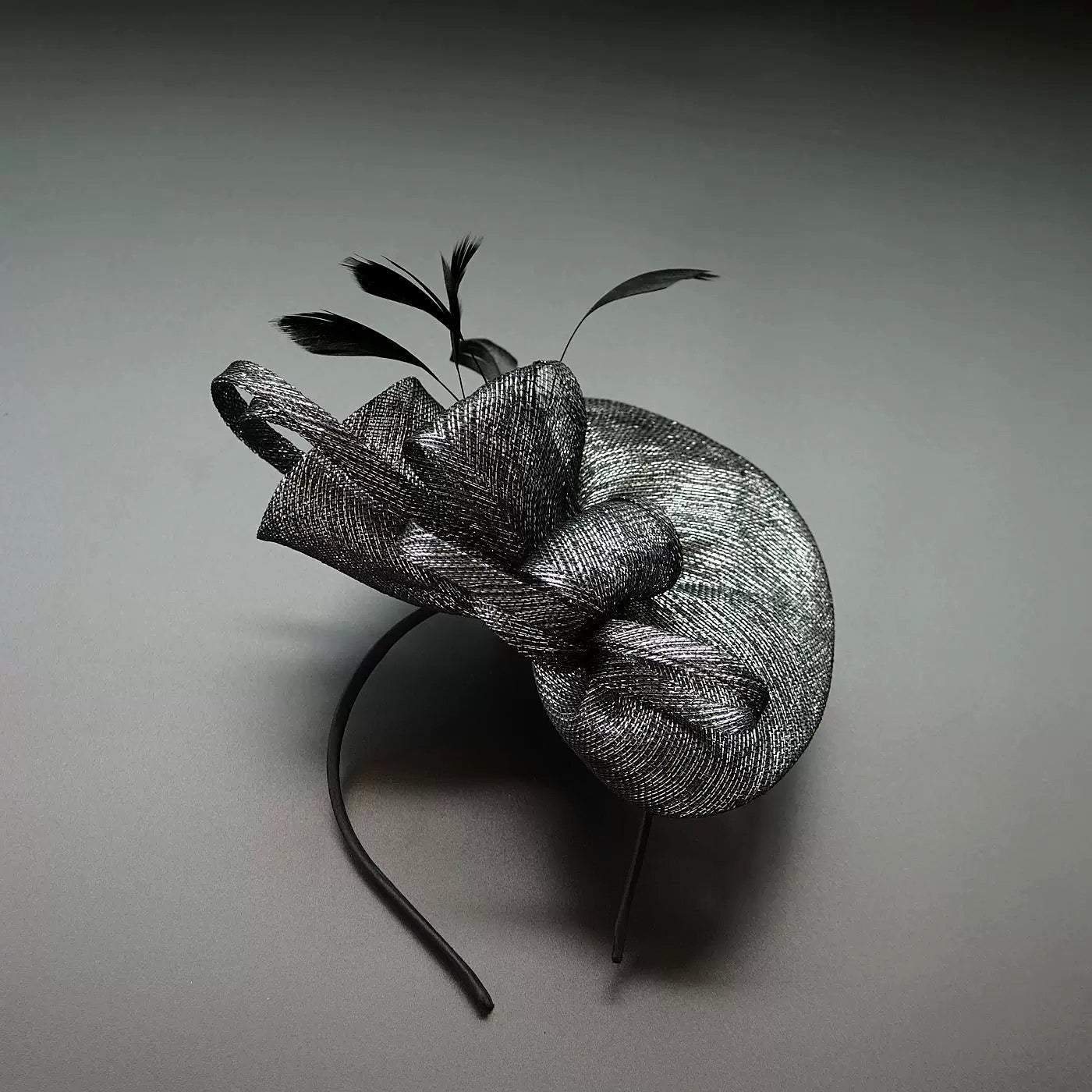 Abacá Bow & Plume Fascinator F3008 - MOGHANT