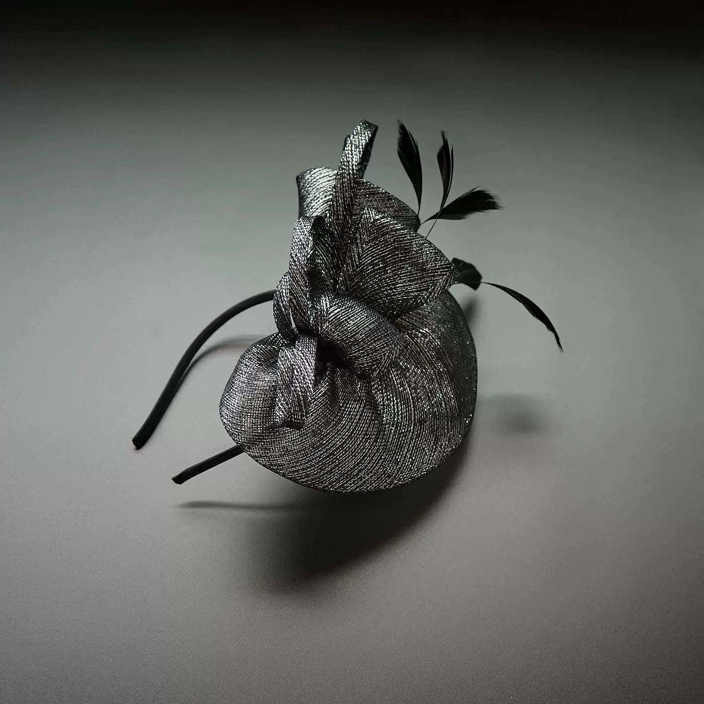 Abacá Bow & Plume Fascinator F3008 - MOGHANT