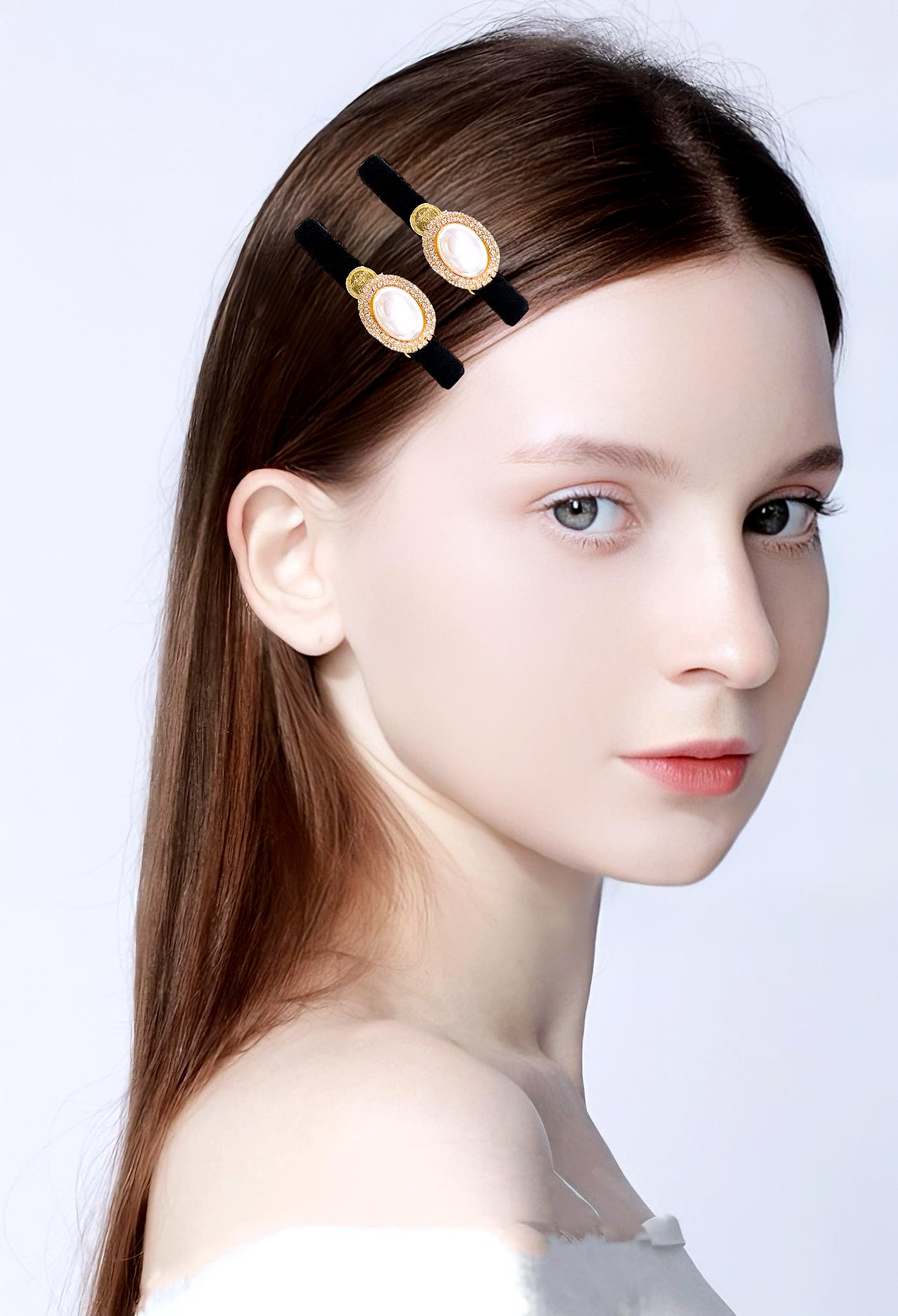 Pearl Prism · Vintage Pearl Crystal Petal Alligator Clip