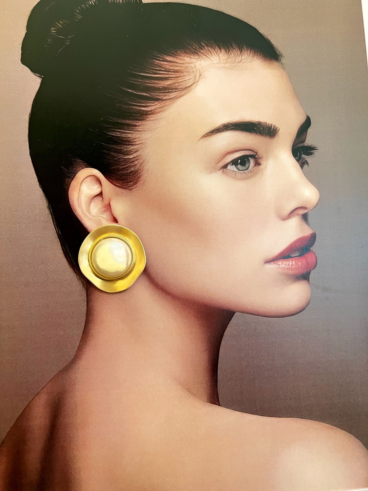 Hepburn Grace · Vintage Pearl Earrings